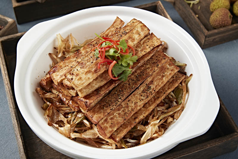 砂锅葱香藜麦焗马牙长山药图片