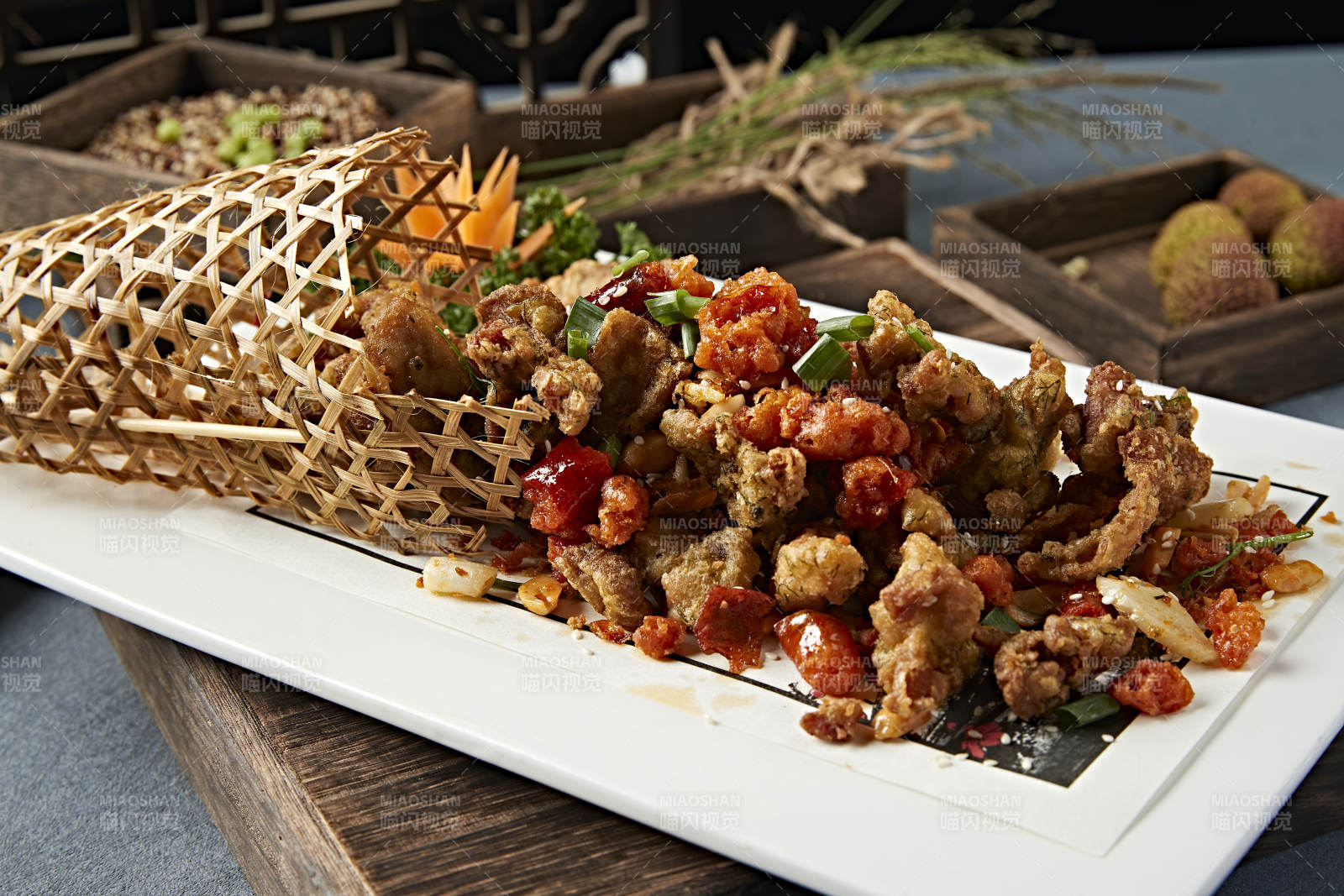 主楼辣椒炸鸡脆骨掌中宝图片