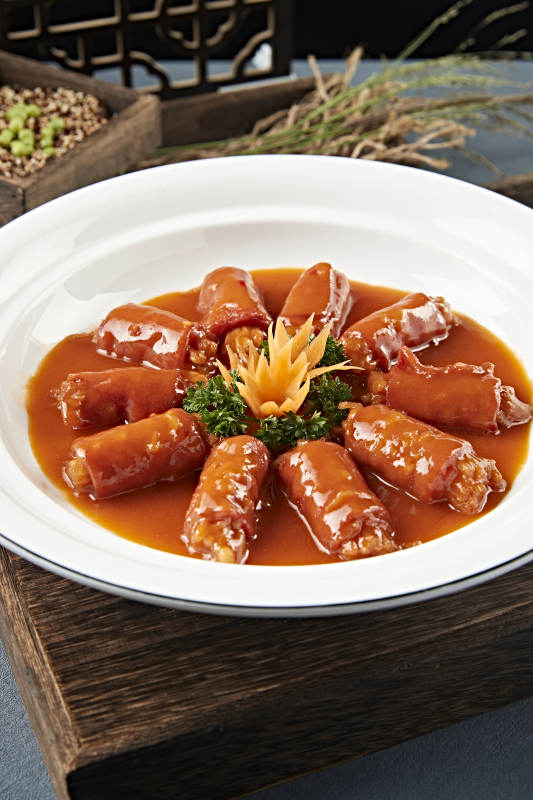 浇汁培根金针菇卷图片