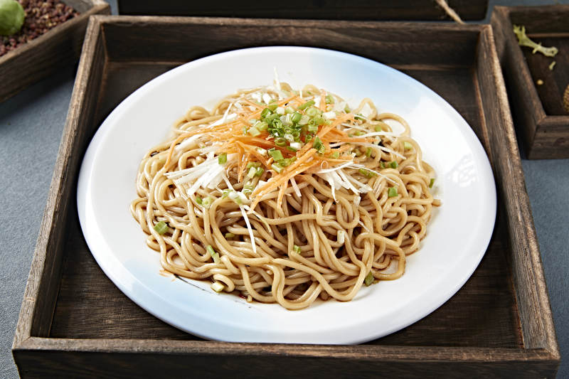 飘香葱油拌面图片