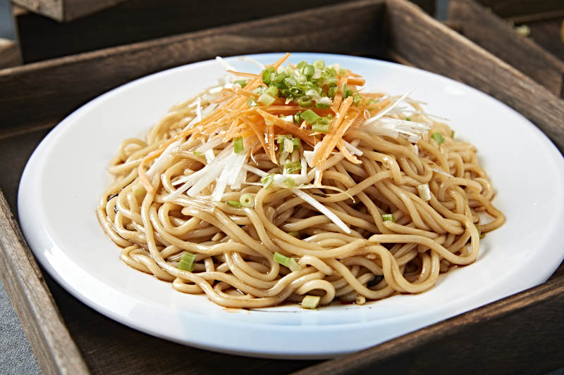 飘香葱油拌面图片