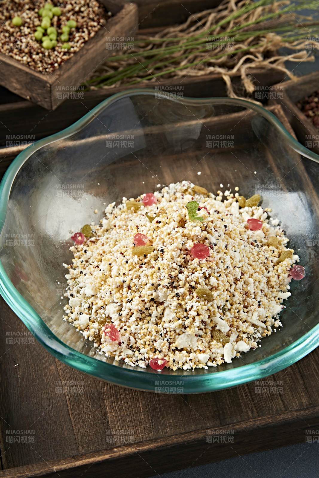 果粒凉拌酸奶炒米奶嚼克图片