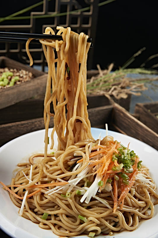 飘香葱油拌面图片