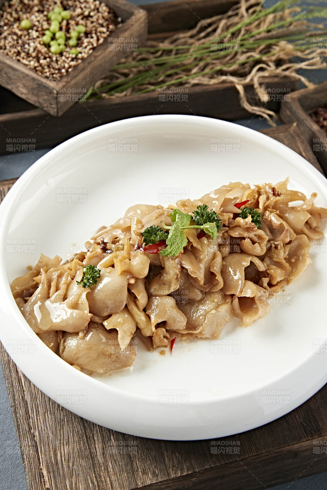 火爆鸡冠大海螺片图片