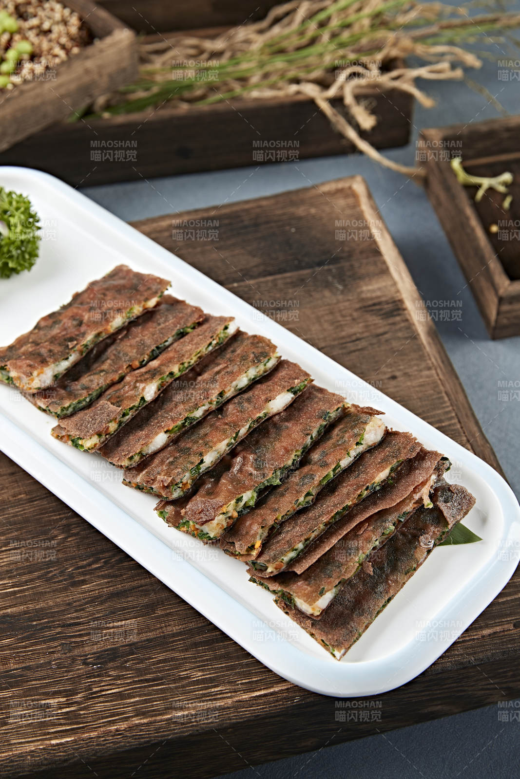 港式脆皮韭菜虾饼图片