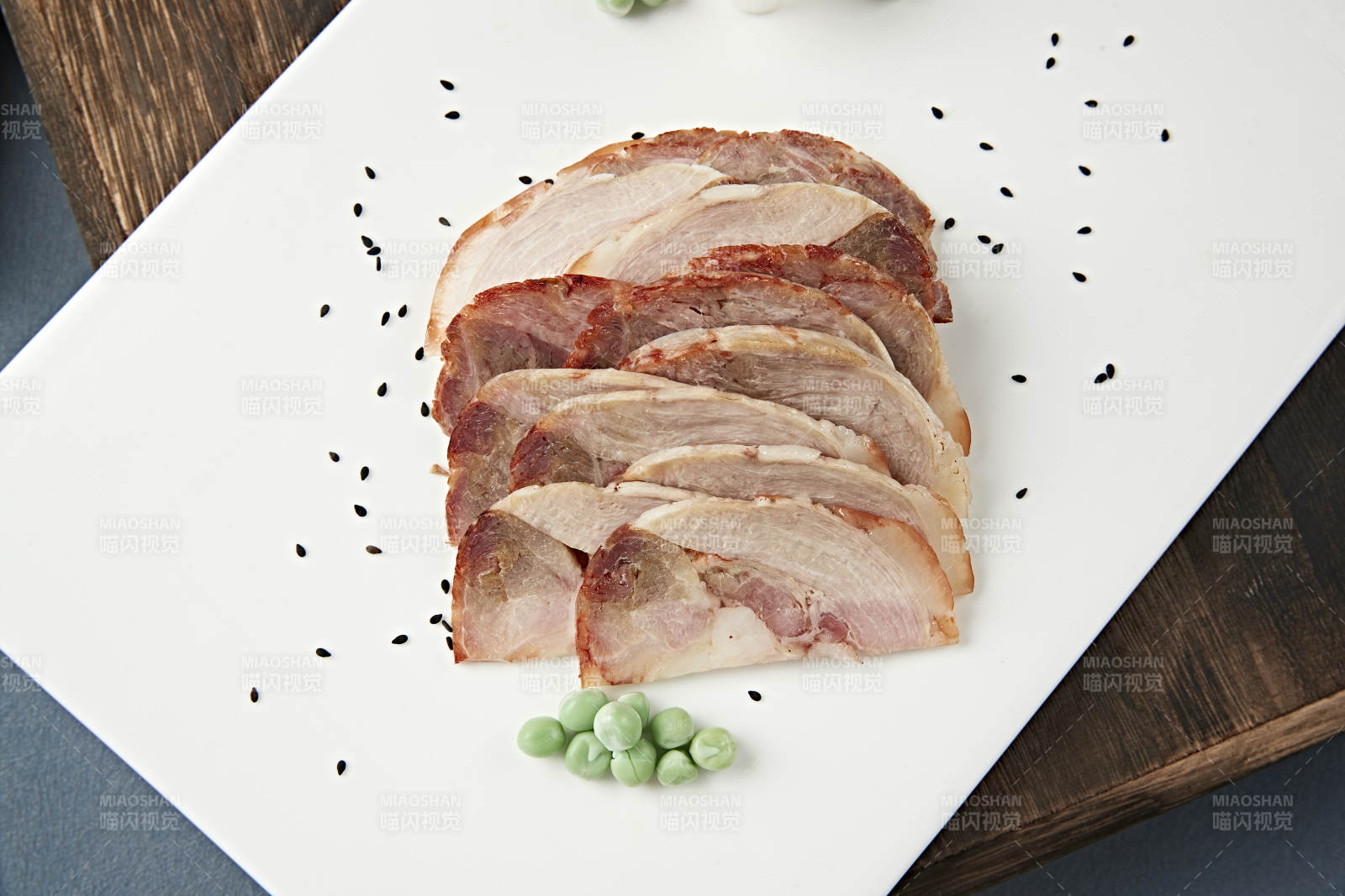 美味凉菜柴沟堡熏肉切片图片