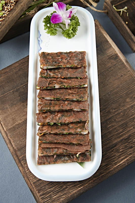 港式脆皮韭菜虾饼图片