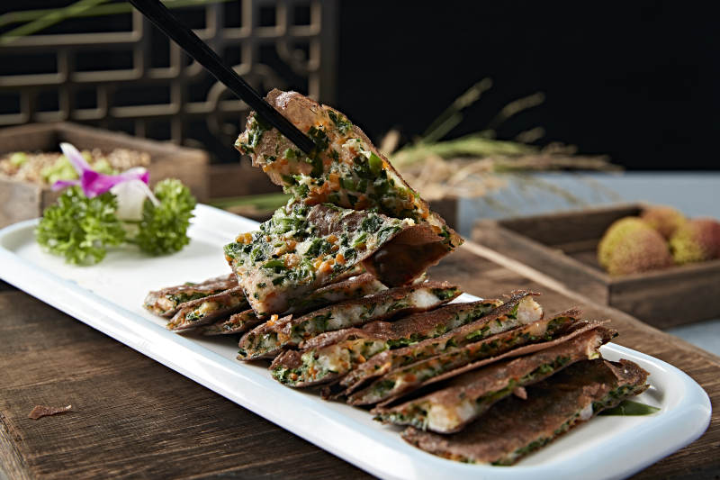 港式脆皮韭菜虾饼图片