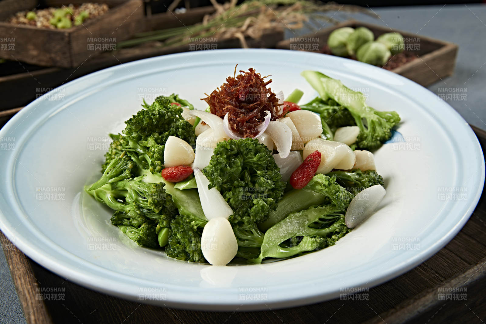 白灼枸杞蒜子百合西蓝花图片