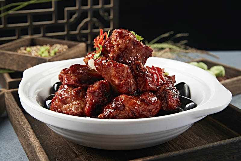 美味酱烧猪排骨图片