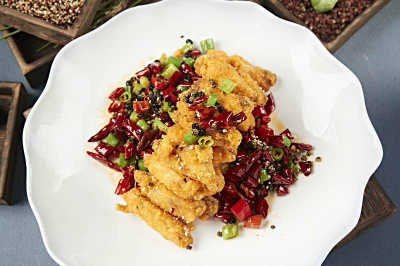 麻辣炸鸡翅图片