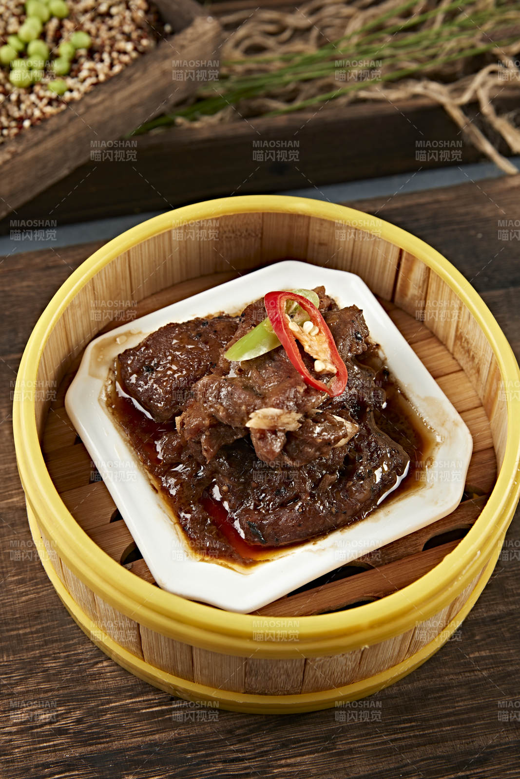 港式茶餐香蒸小排骨图片