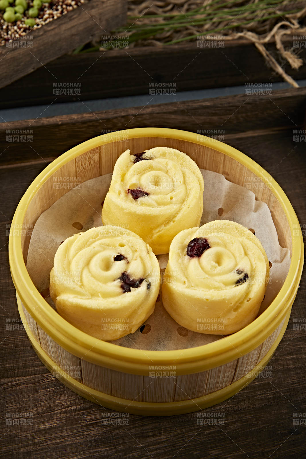 香蒸蓝莓蛋糕图片