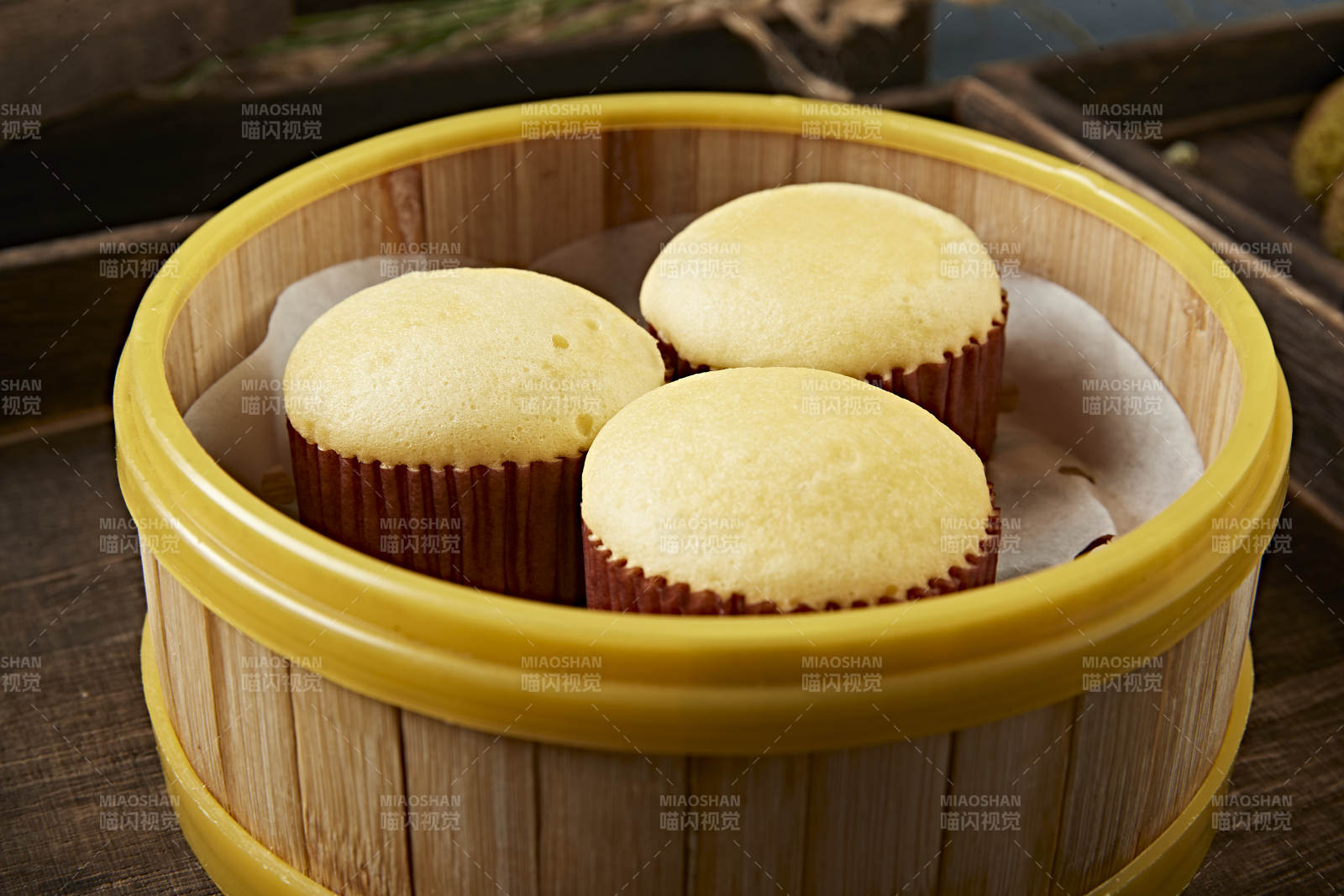 港式茶餐蒸纸杯蛋糕图片