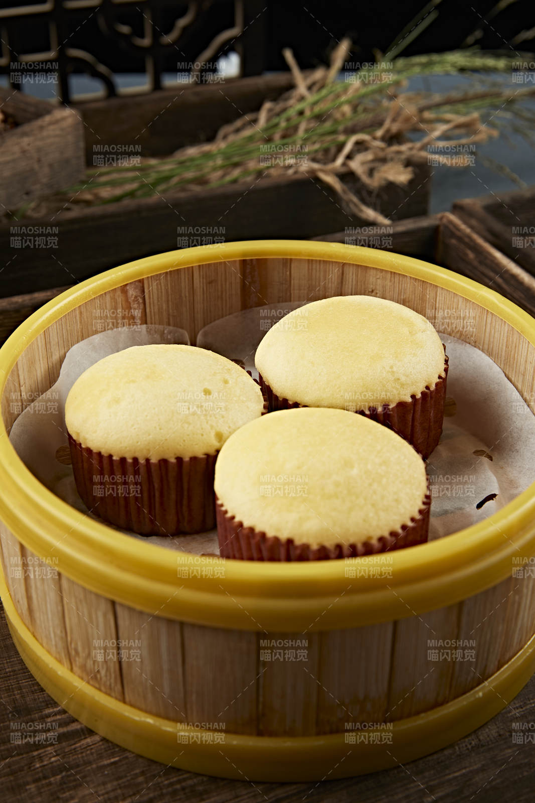 港式茶餐蒸纸杯蛋糕图片