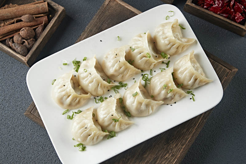 蒙古族没事羊肉蒸饺图片