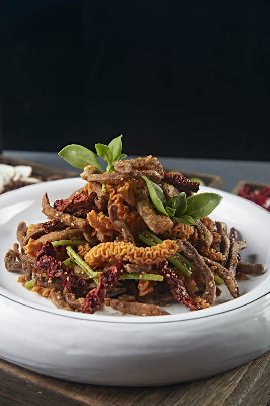 辣炒香脆锅巴腰条图片