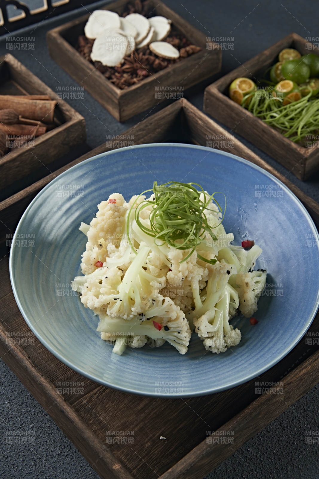 米椒白灼花椰菜菜花图片