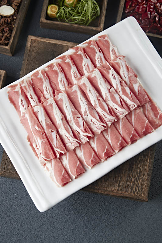 老北京涮肉食材草原肥羊肥牛肉卷图片