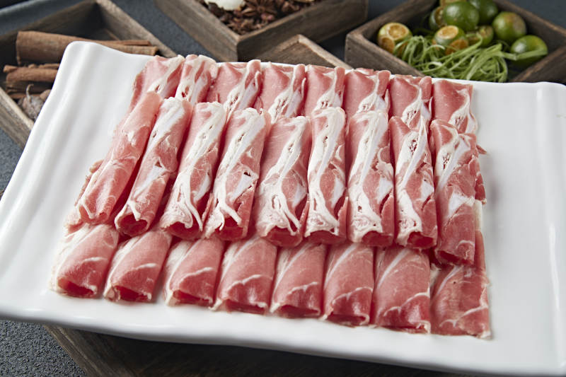 老北京涮肉食材草原肥羊肥牛肉卷图片