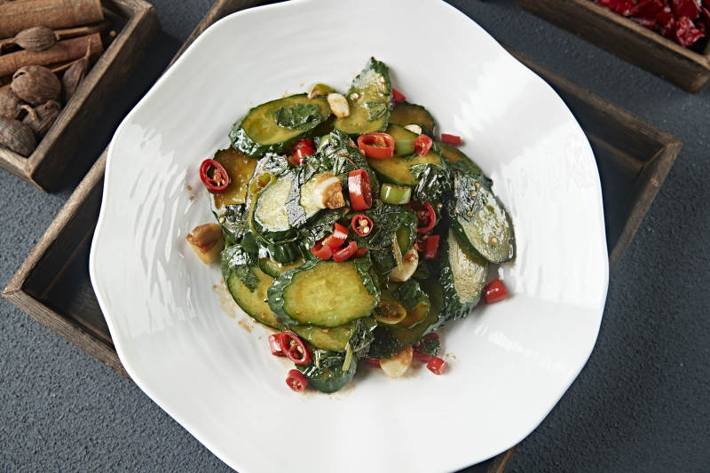 蒜子米椒炒黄瓜片图片