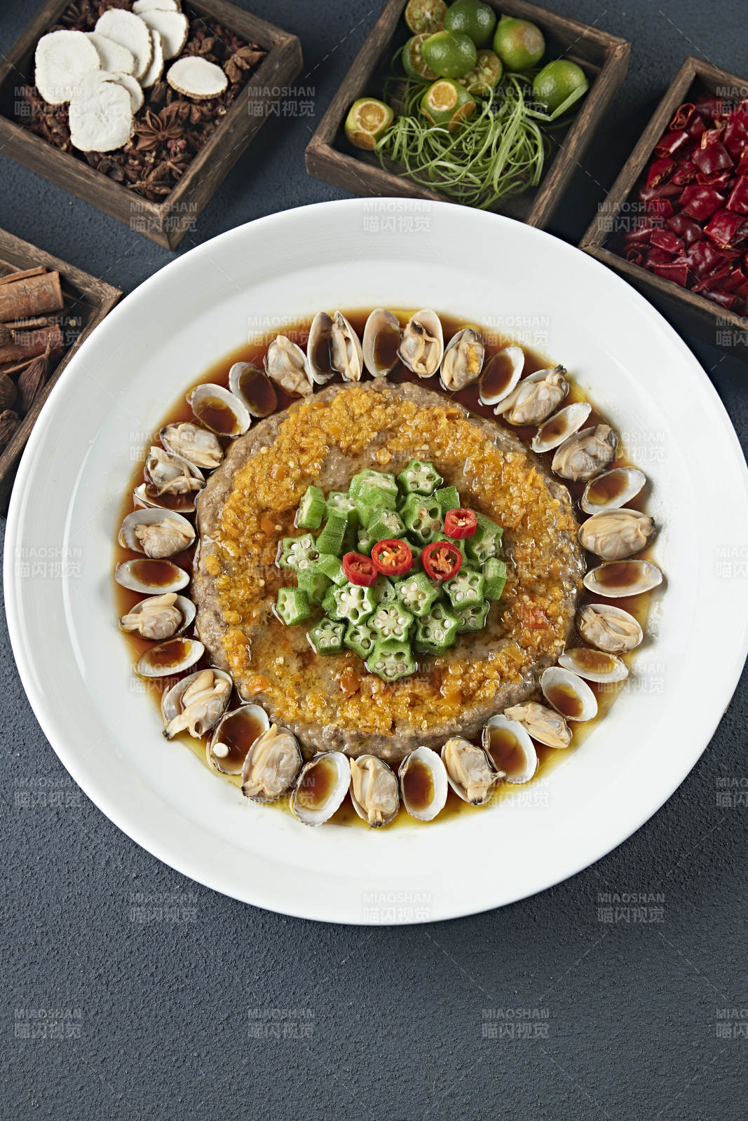 肉末饼花蛤鲜汤蒸秋葵图片