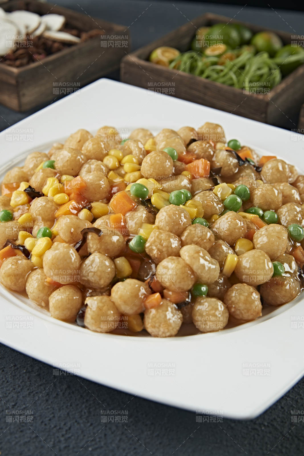 玉米青豆糖炒小麻团图片