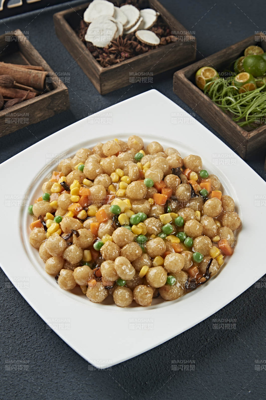 玉米青豆糖炒小麻团图片