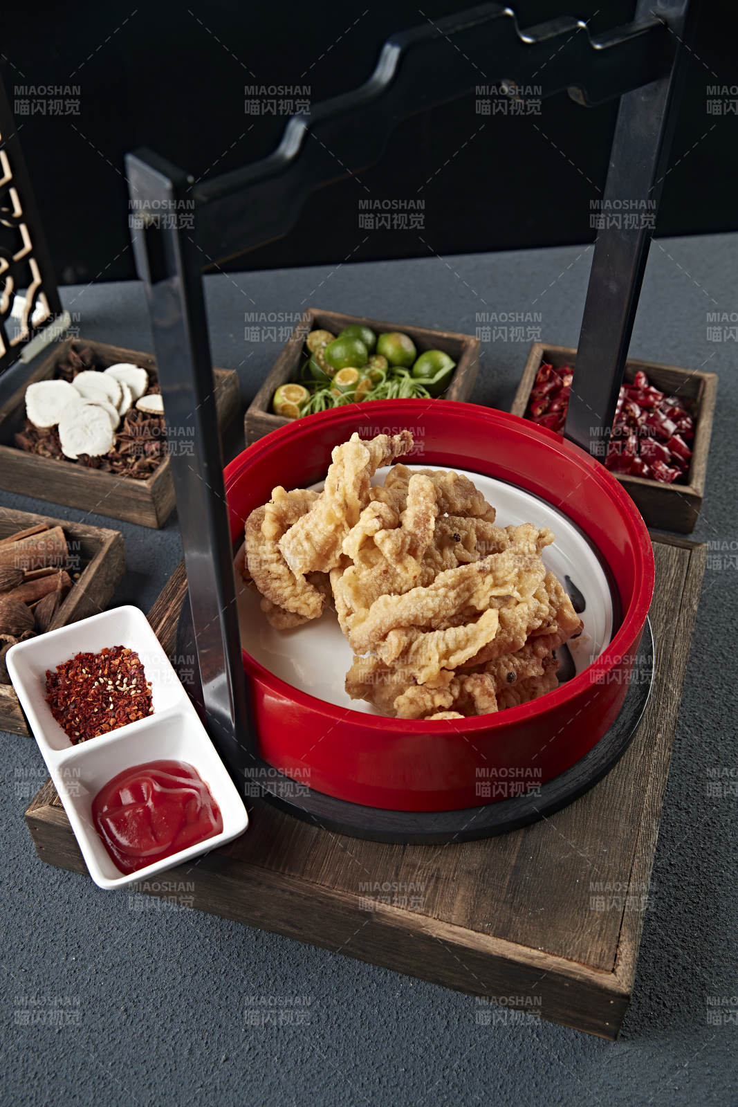 美味香炸椒盐小酥肉图片