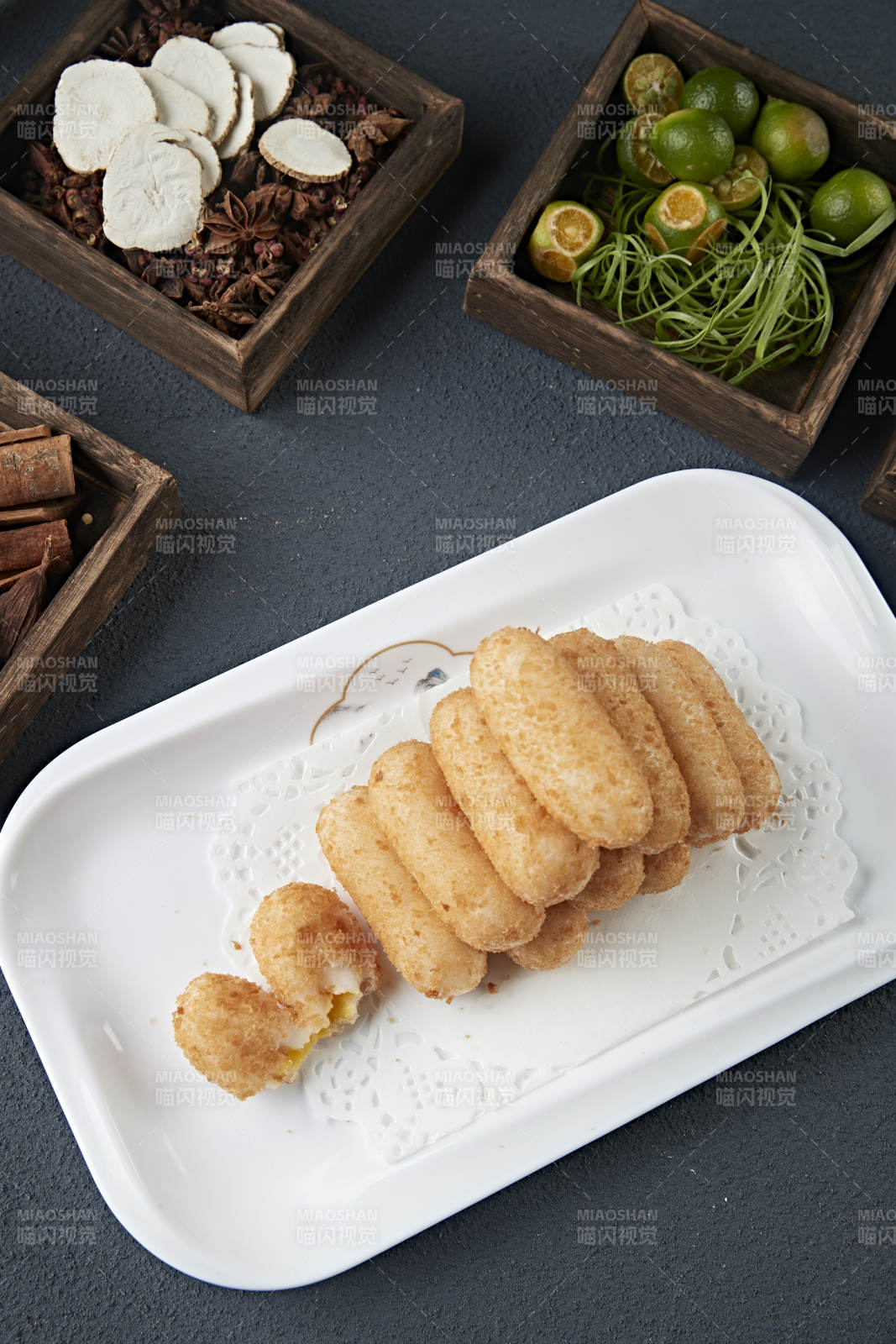 油炸奶黄糍粑图片