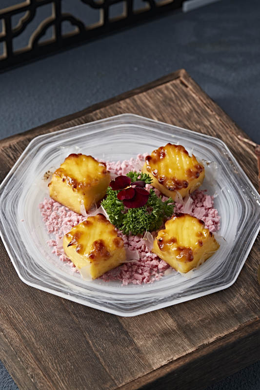 焦糖菠萝芝士蛋糕图片