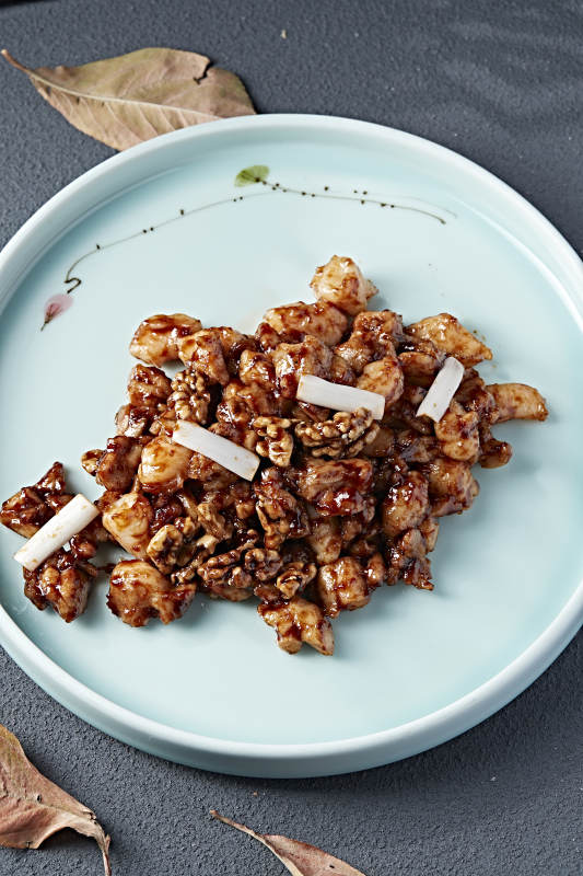 酱爆桃仁葱香虾仁鸡丁 鸡里蹦图片