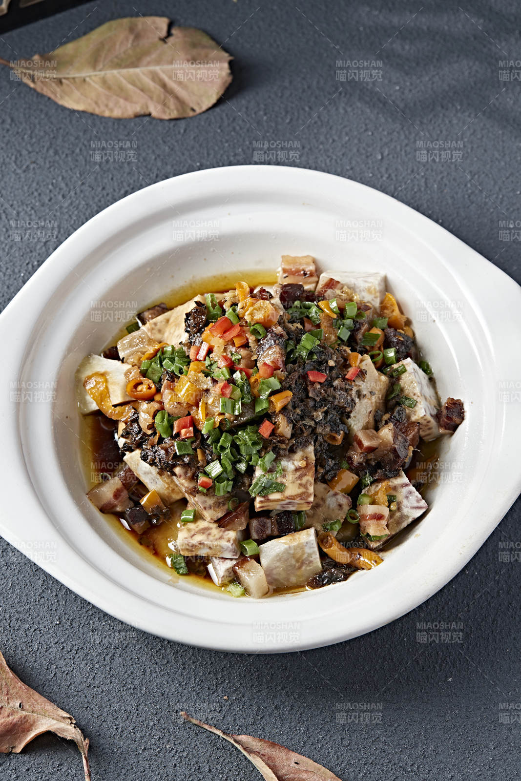 砂锅梅菜咸肉煲香芋图片