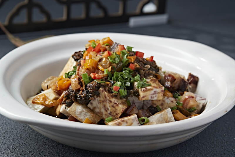 砂锅梅菜咸肉煲香芋图片