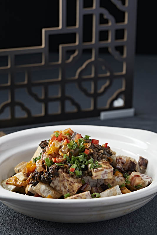 砂锅梅菜咸肉煲香芋图片