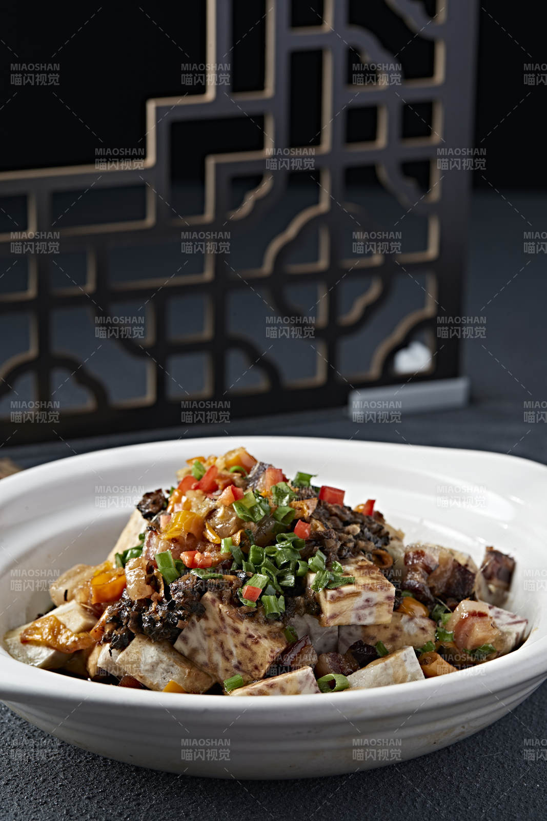 砂锅梅菜咸肉煲香芋图片