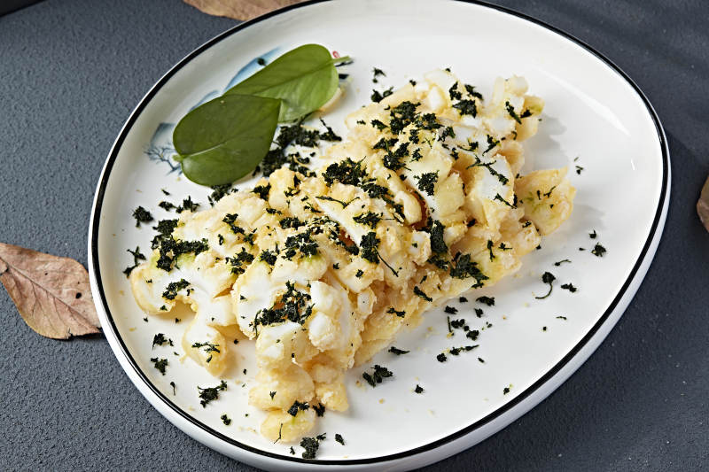 金沙咸蛋黄焗花枝大鱿鱼图片