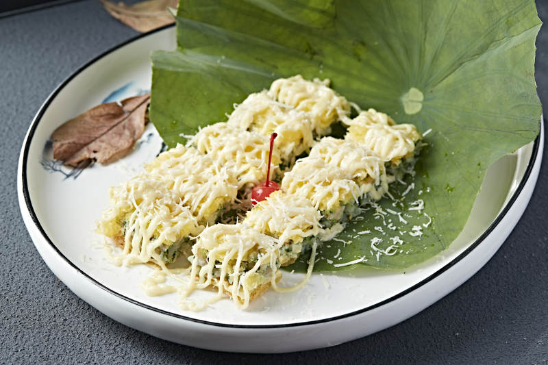 香煎蔬菜鲜虾饼淋美乃滋酱图片