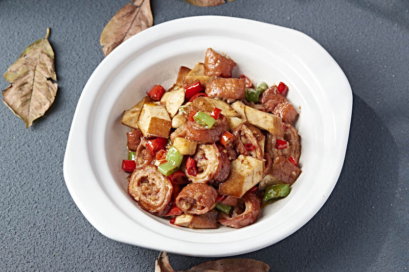 砂锅香辣米椒香干烧肥肠图片