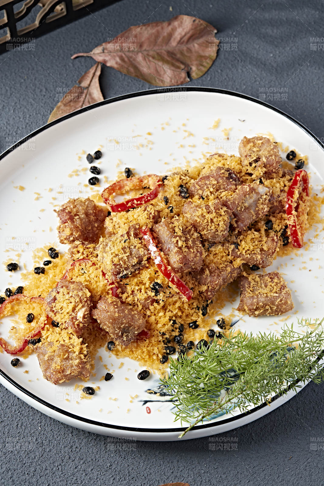 避风塘豆豉香炸蒜香骨图片