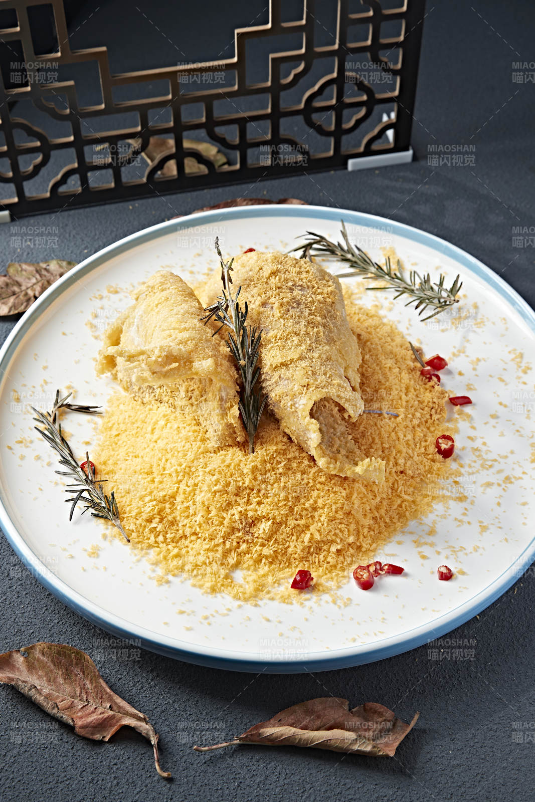 避风塘油炸鲽鱼身鲽鱼尾图片