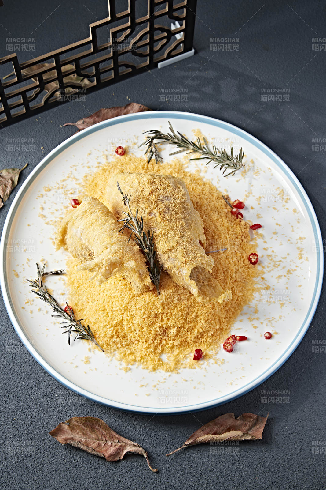 避风塘油炸鲽鱼身鲽鱼尾图片