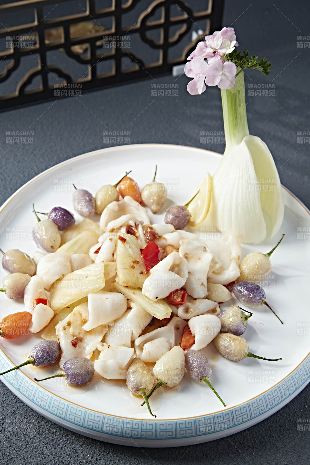 茴香头紫云辣椒烧花枝大鱿鱼身图片