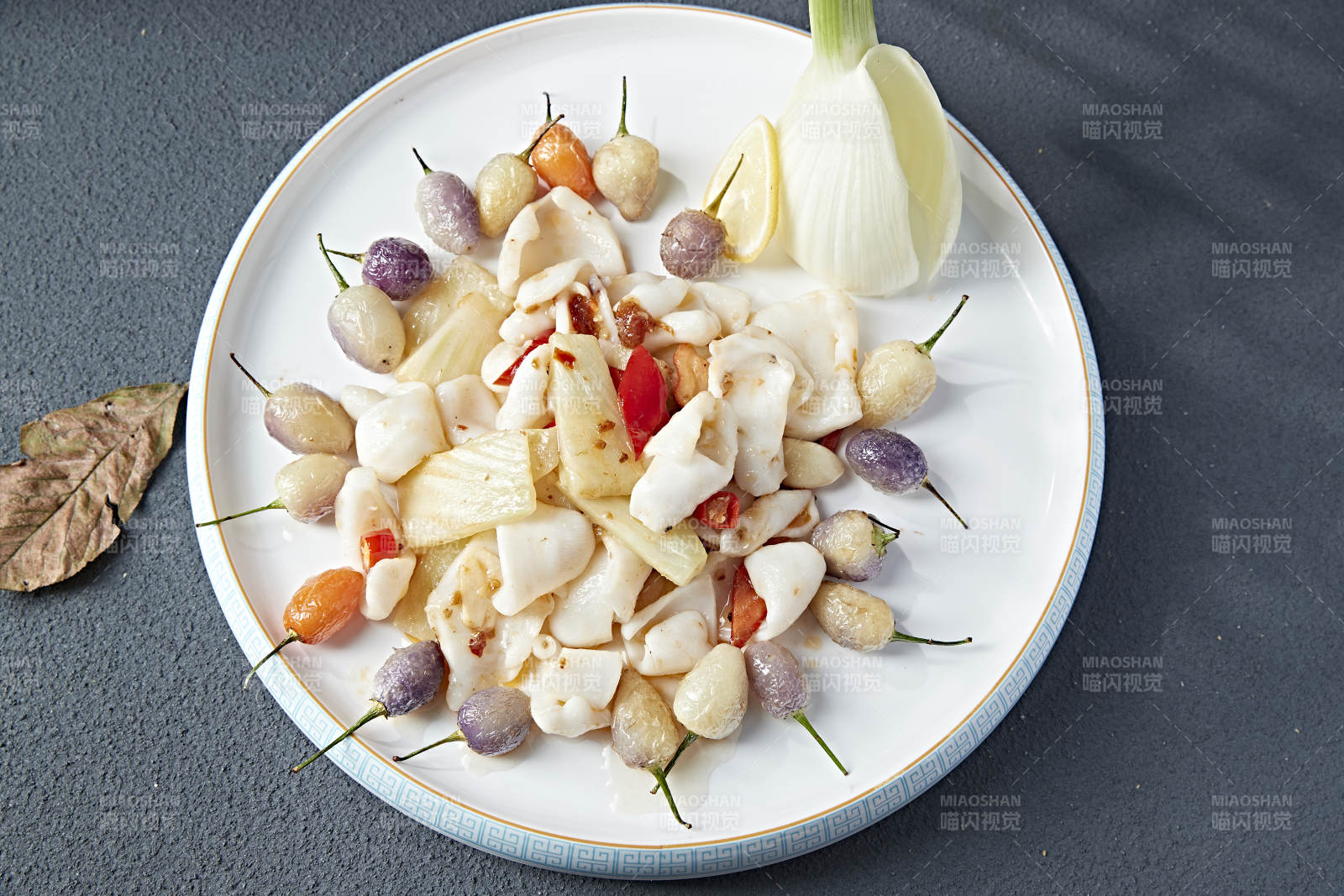 茴香头紫云辣椒烧花枝大鱿鱼身图片