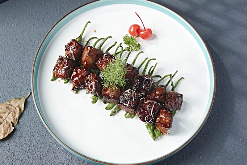 烧椒文火猪梅肉图片