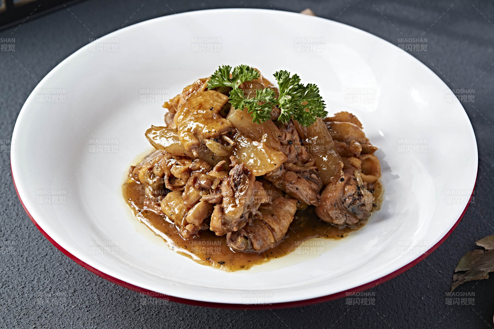 红烧白萝卜土鸡块图片