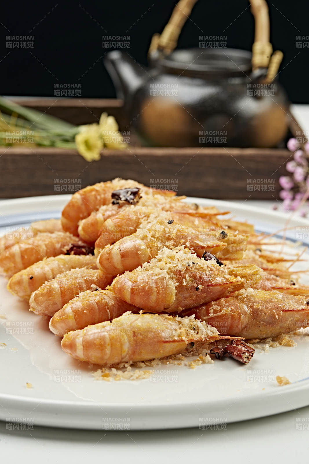 油炸避风塘罗氏沼虾（油炸大头虾）图片