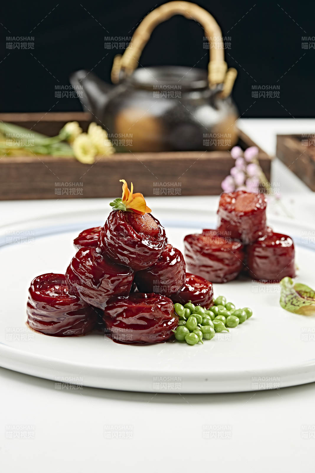 糖醋浇汁九转葱肠图片