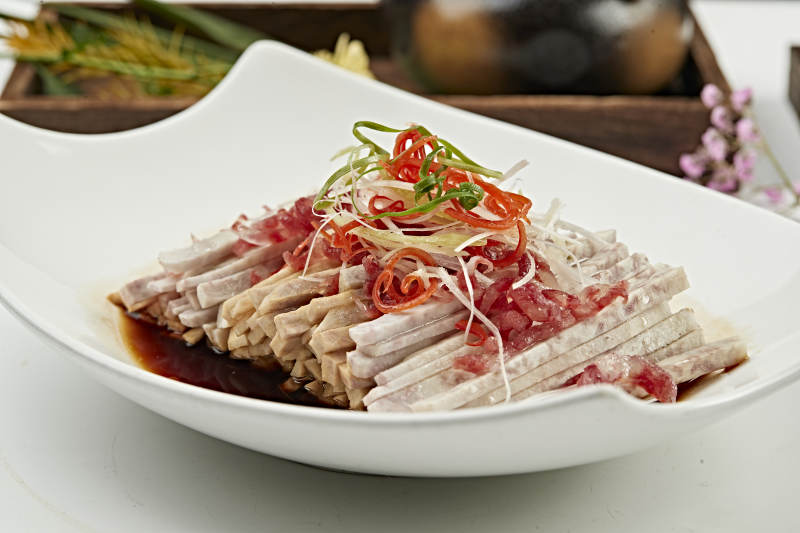 浇汁香肠蒸荔浦香芋条图片