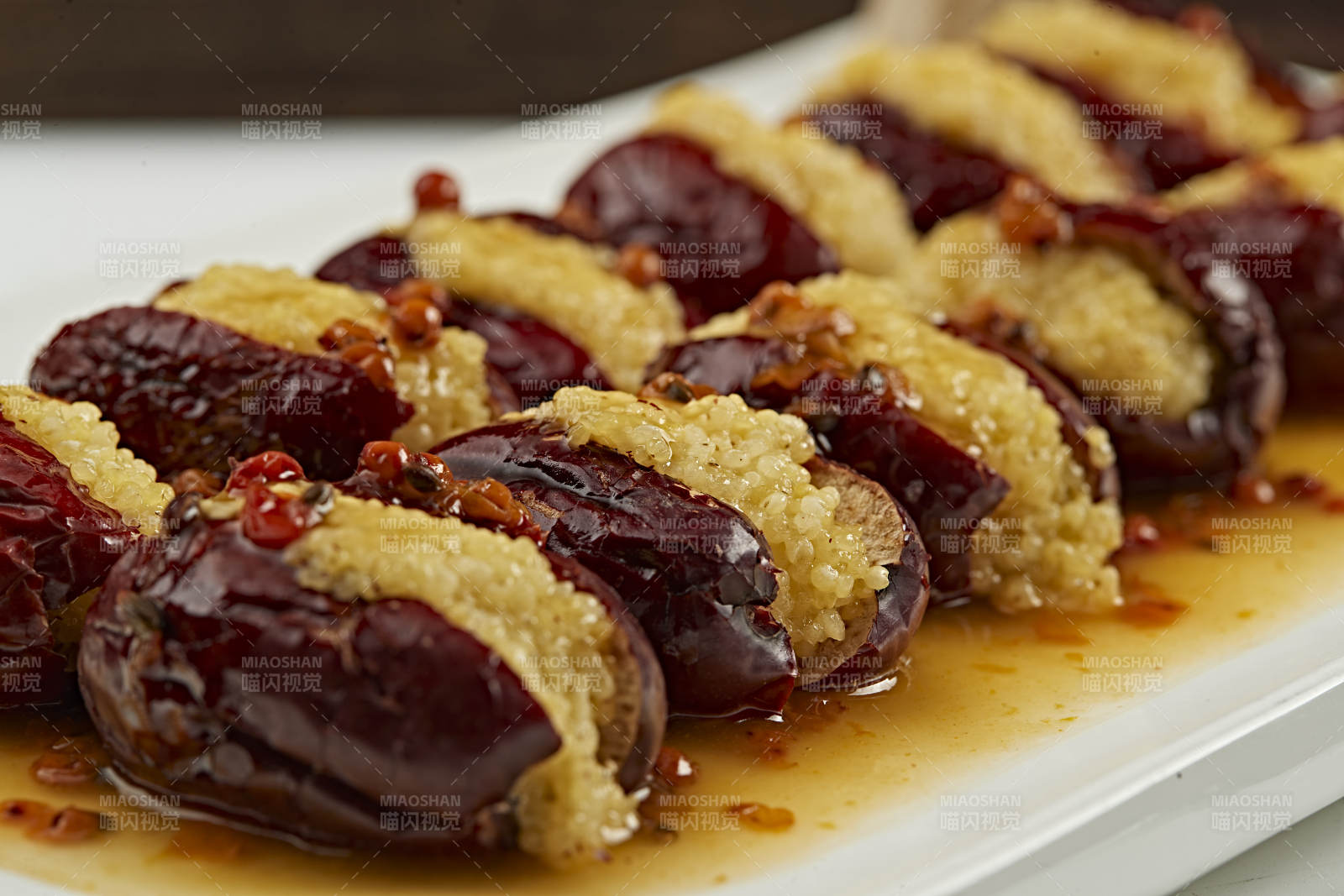 沙棘汁蜜枣酿金米图片